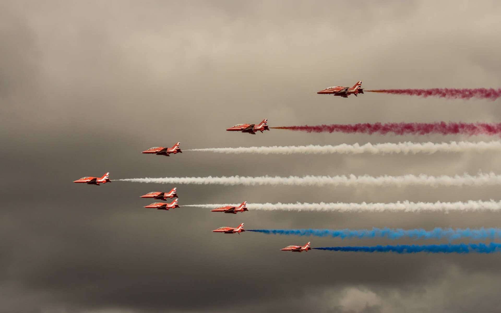 传统文化元素融入足球场设计,彰显文化底蕴,足球场文化布置